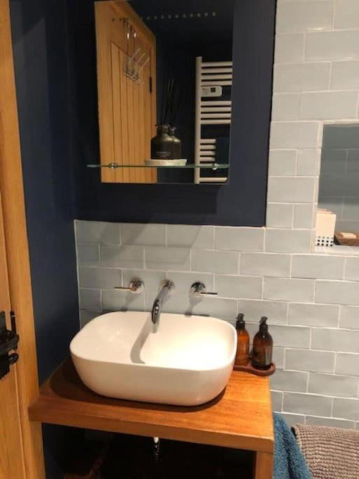 Bank Cottage Studio - Luxury Cotswolds Haven For Two Shipston-on-Stour Экстерьер фото